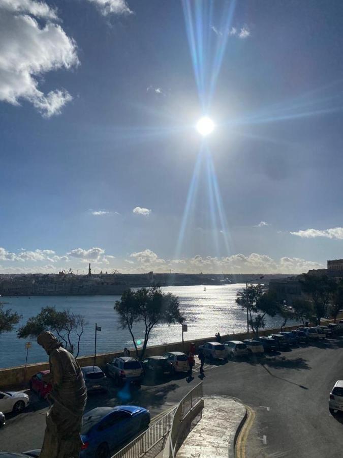 Grand Harbour View Apartment Valletta Ngoại thất bức ảnh